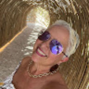 Meet your Posher, Rita